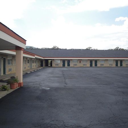 Poteau Inn Esterno foto